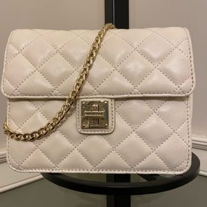 Perfect purse for taking to any occasions 😻